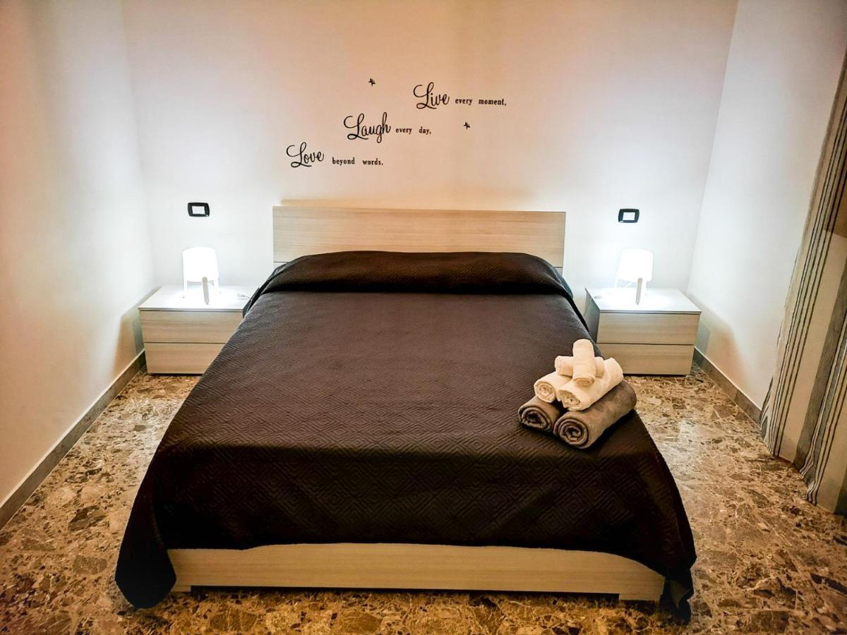 Villa Turicchio Taranto Esterno foto